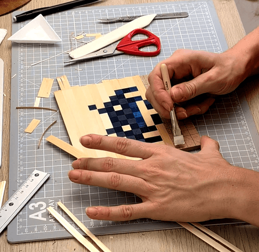 étape de l'ouverture de la paille en marqueterie