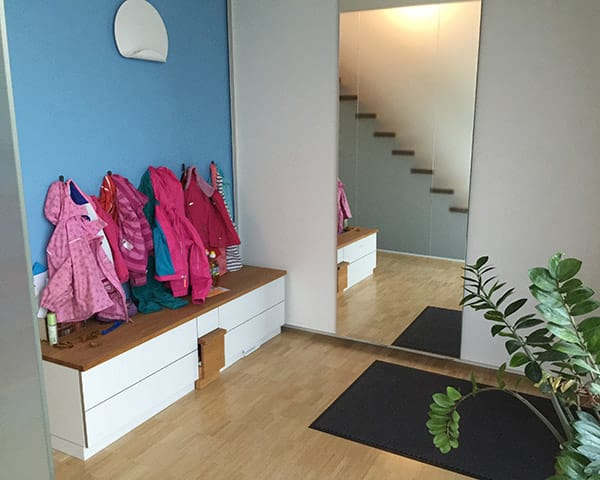 Eingang Garderobe für Kinder