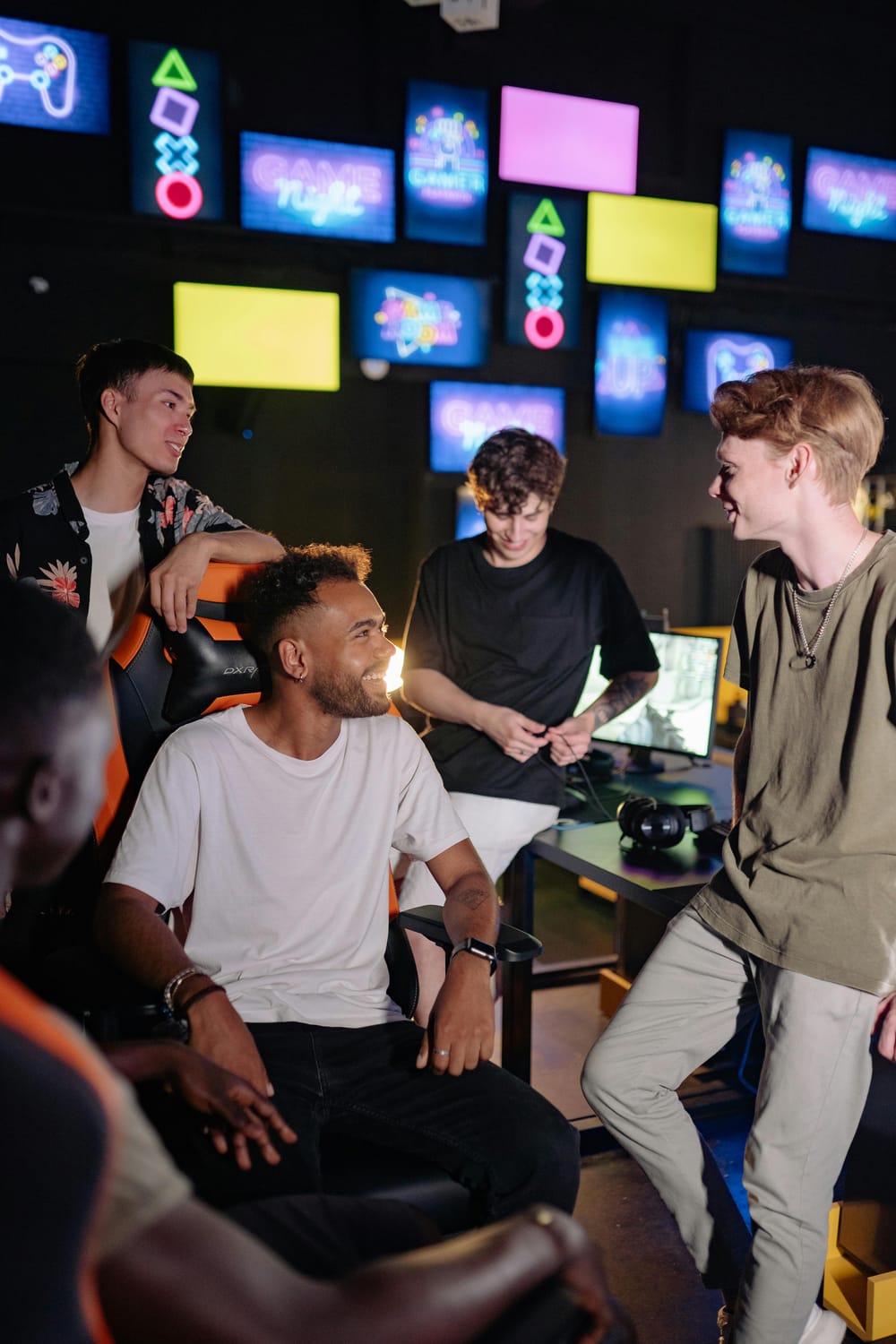 gamer looking for gaming community outside on AFKmeet