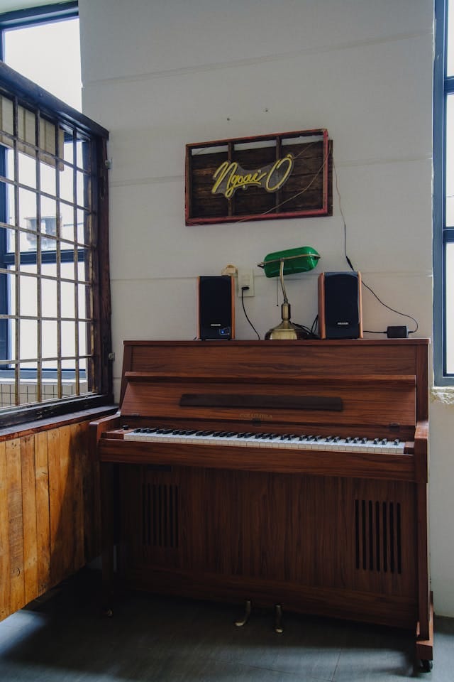 Spinet piano example - Sounds of Joy Music Studio