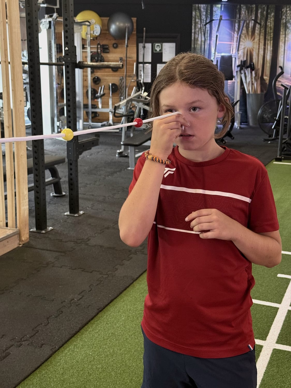 Jeune sportif de 9 à 12 ans en séance de vitesse et réactivité avec Bonjour Coach à Huy