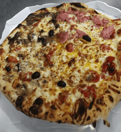 Pourquoi la pizza fait grossir ? Estelle si calorique
