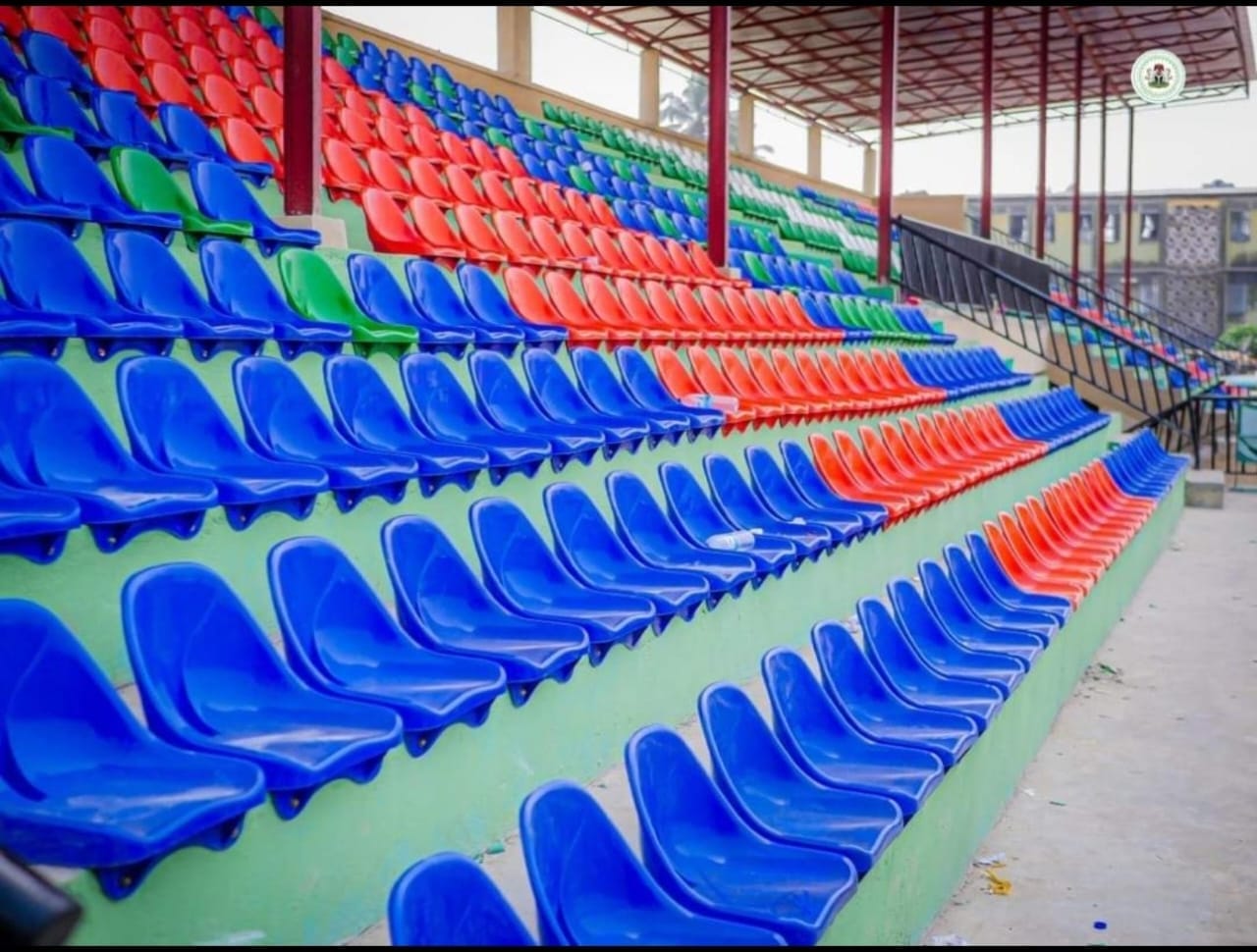 Stadium chair
