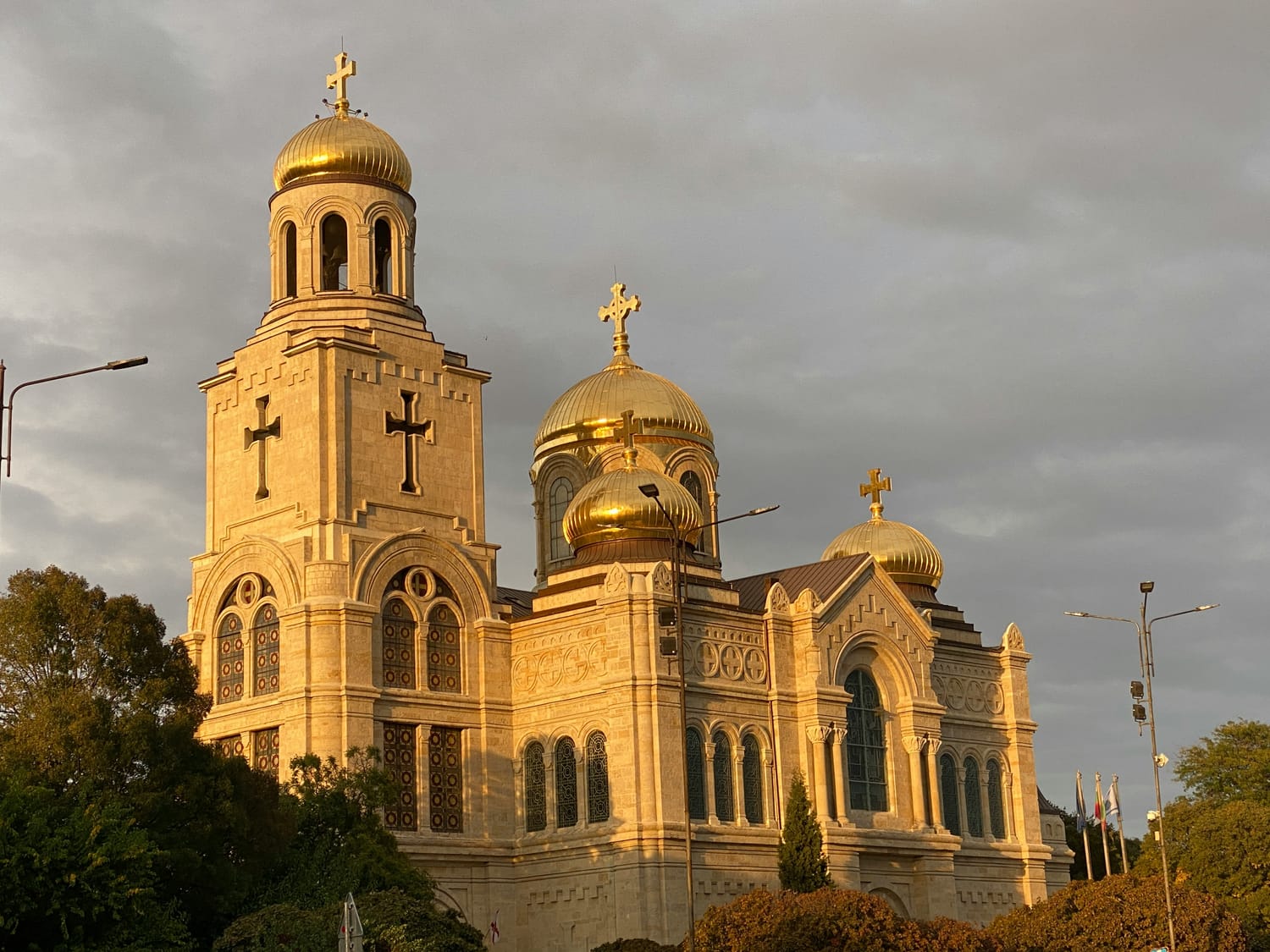 cathedral varna sea garden beach vacation holiday rental sea loft center top historical