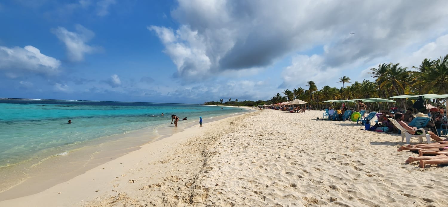 Equipo de Jafralet expertos en inversiones inmobiliarias en Margarita