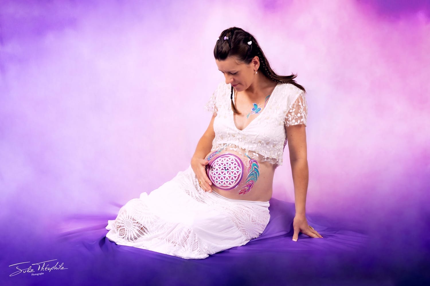 Maquillage vibratoire femme enceinte à Colomiers
