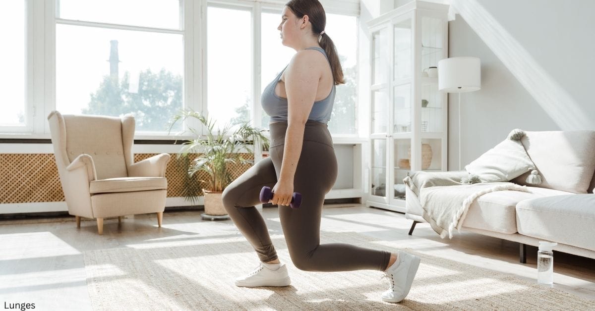 A lady doing lunges to get in shape