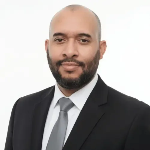 imagen de fundador y CEO de optimus agencia de marketing digital managua,Nicaragua