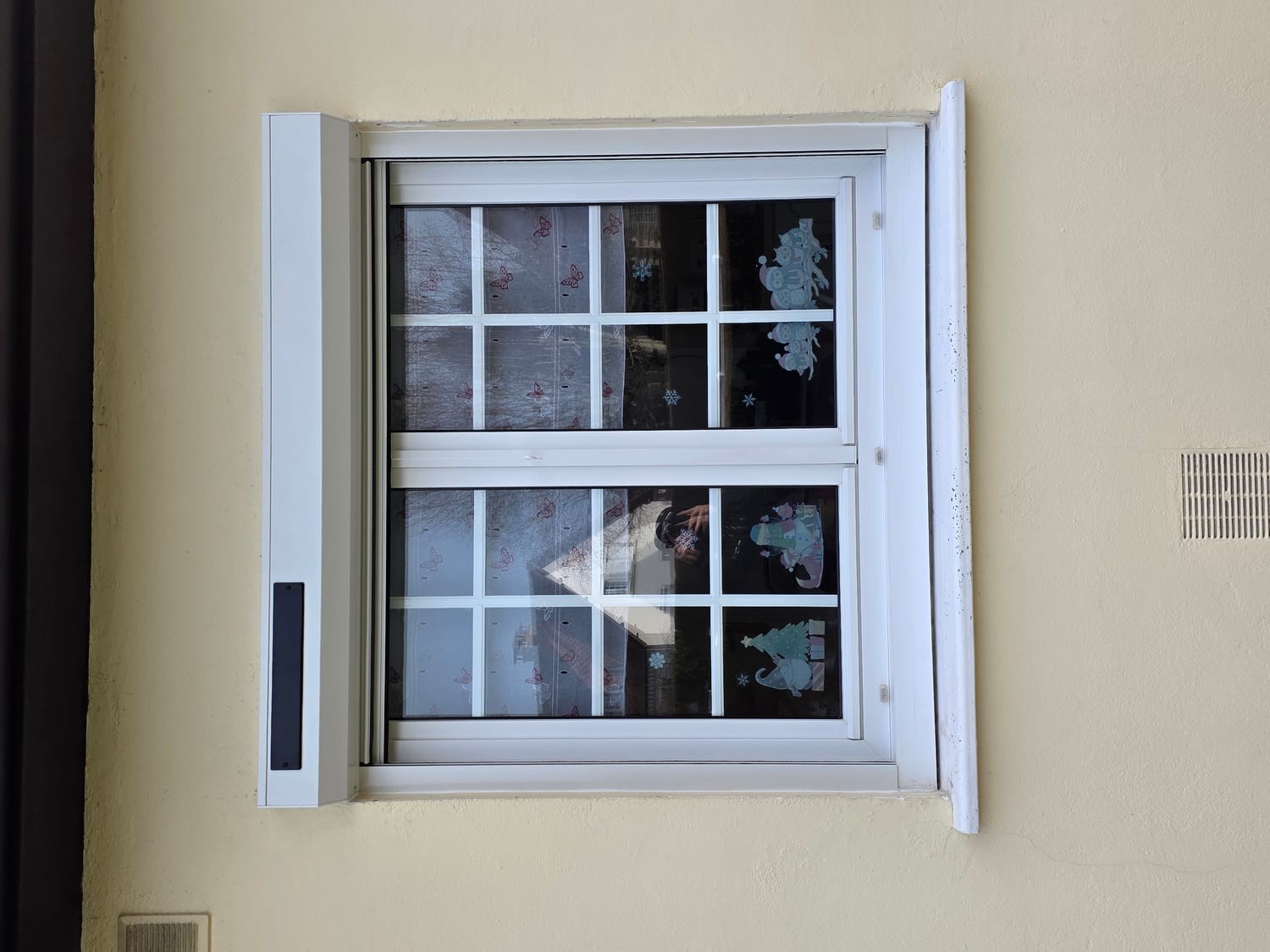 Fenêtre PVC coffre solaire