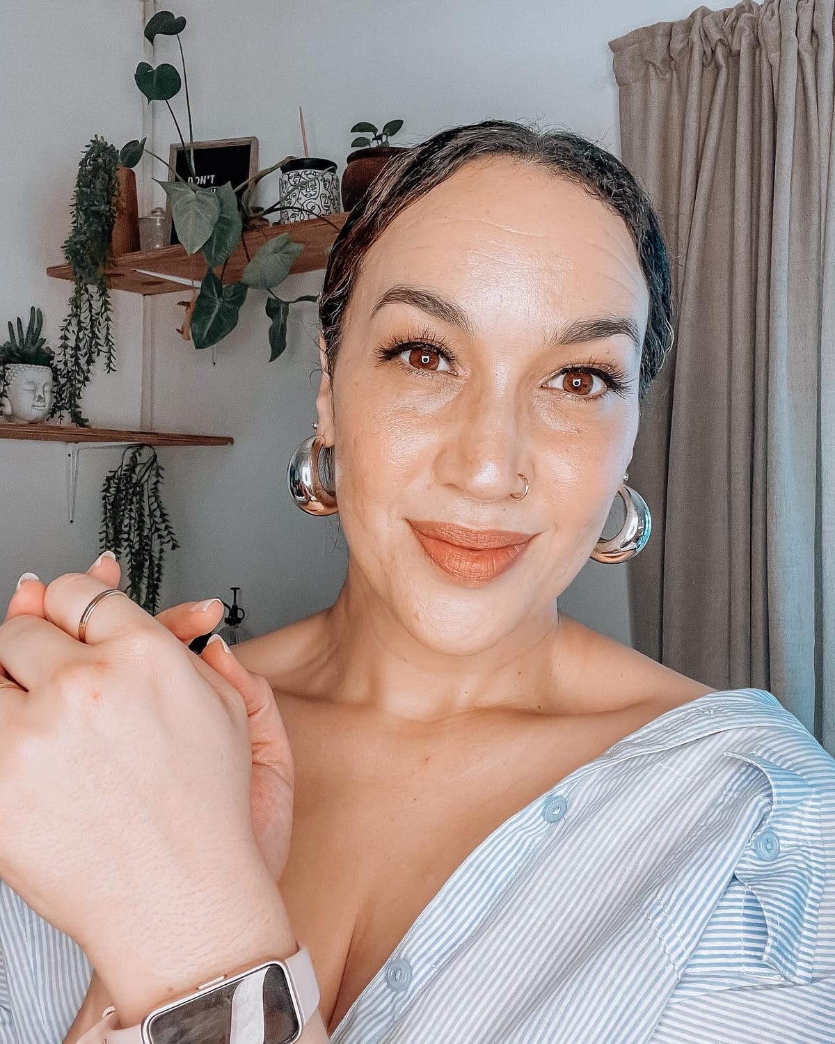 Teresa Ulyate gives us the lowdown on how to take photos on a budget at the Simple Steps Blogging Summit