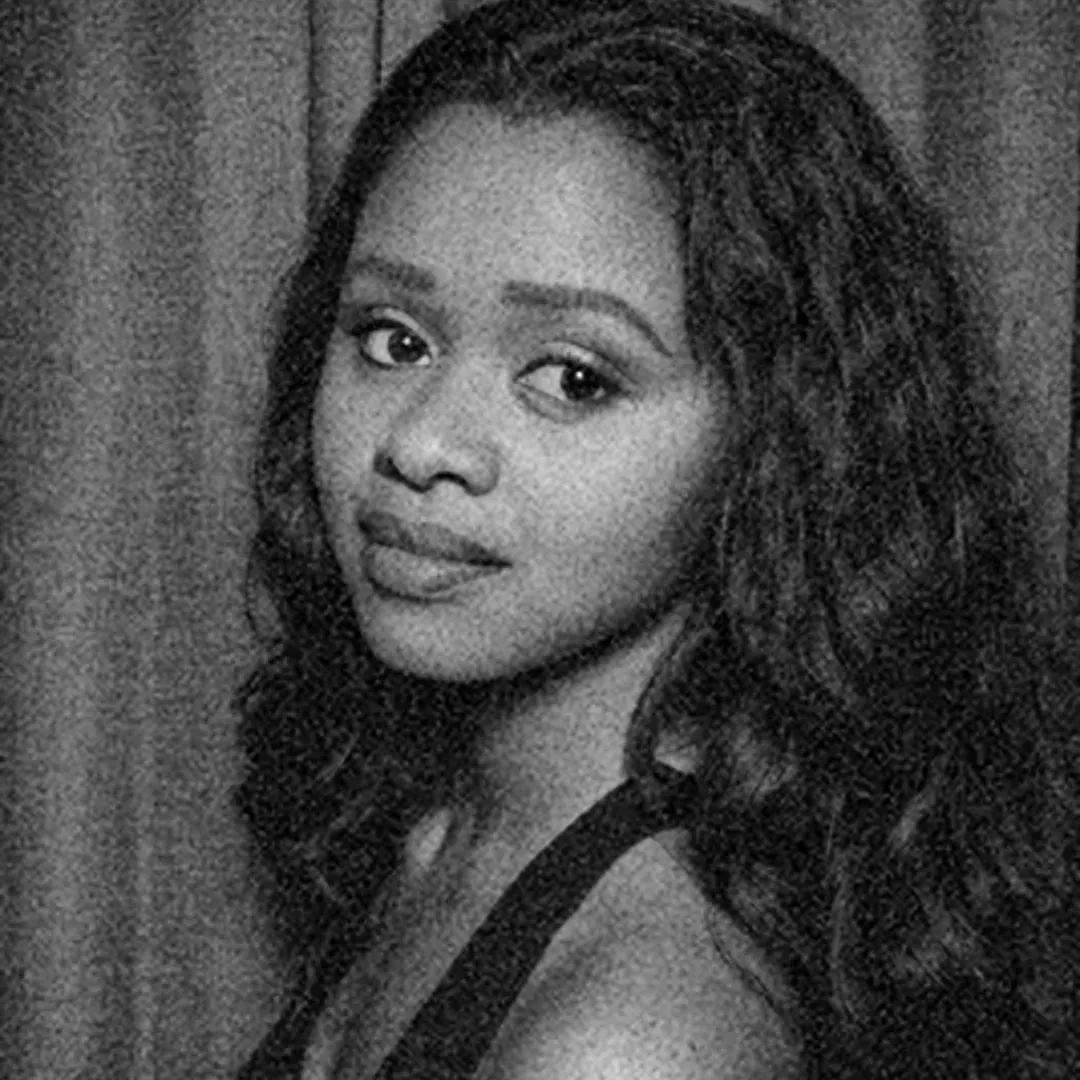 Pearl Holdstock shares how she built her community based on a passion at the Simple Steps Blogging Summit - for bloggers and influencers in South Africa