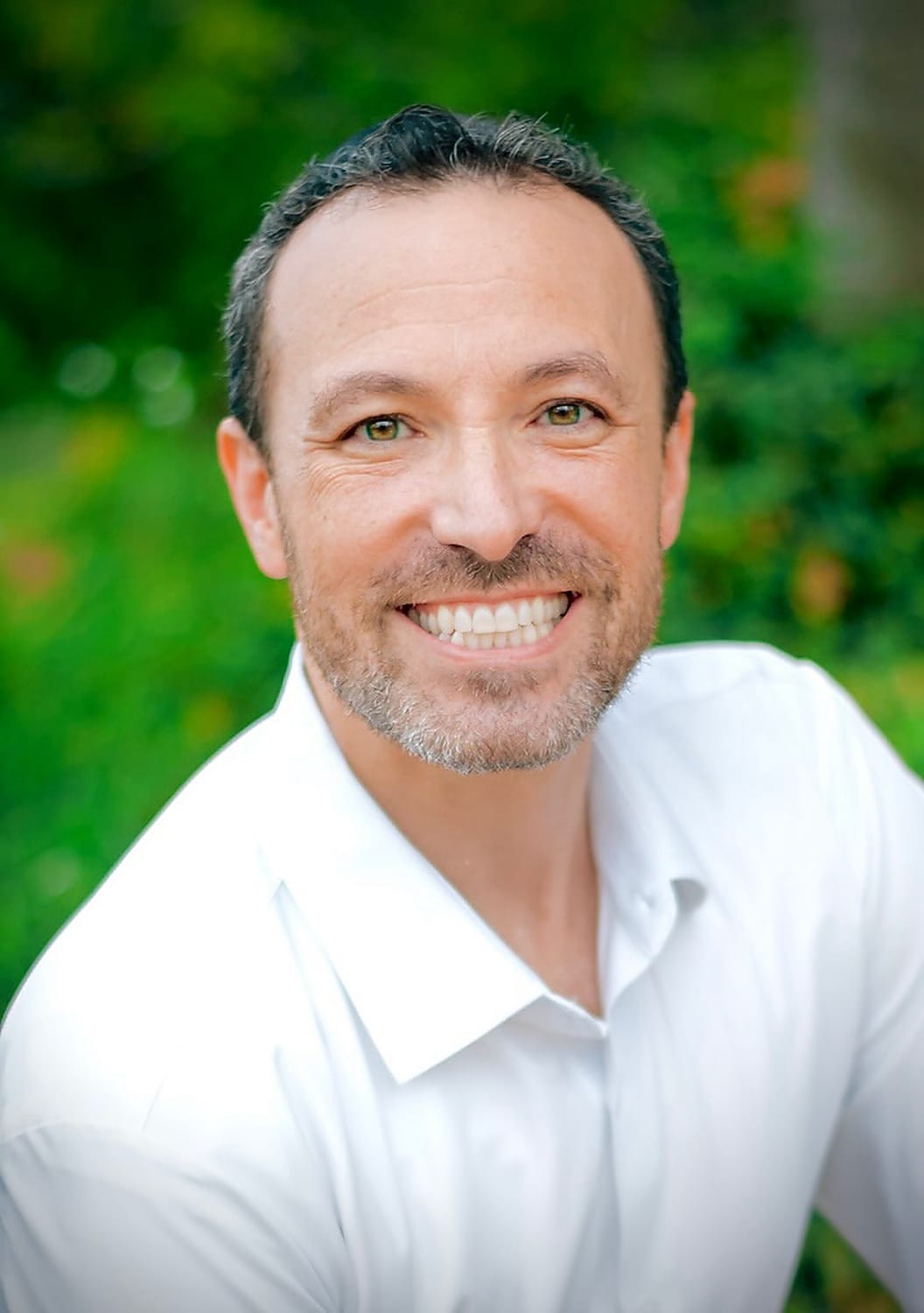 Dr. Ari Sytner