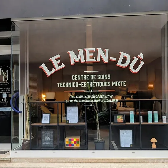 Devanture du centre MEN-DÛ à Vannes pour l’épilation laser diode