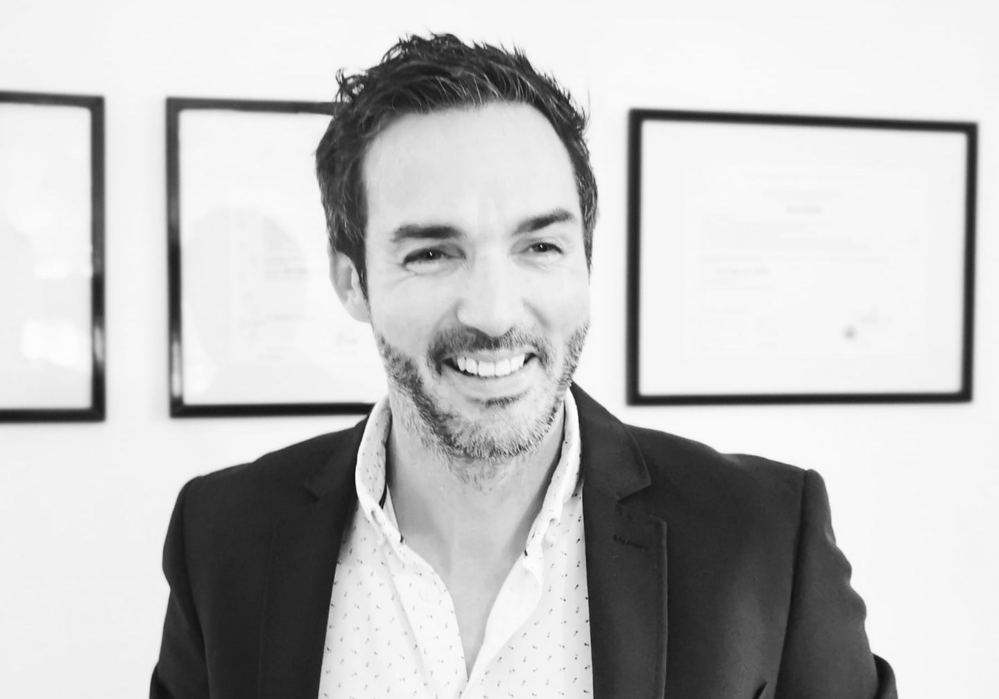Comment Cédric Daudon gagne sa vie mois avec la psychologie cognitive et systeme.io