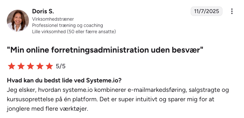 systeme.io customer testimonial with 5-star rating highlighting all-in-one platform for email marketing, sales funnels, and course creation