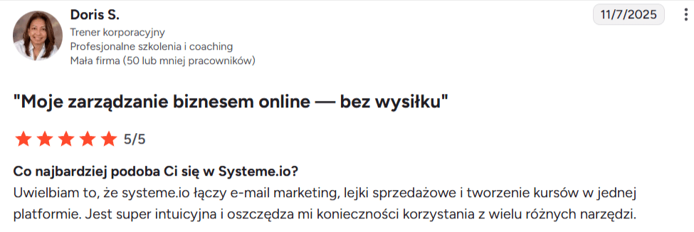 systeme.io customer testimonial with 5-star rating highlighting all-in-one platform for email marketing, sales funnels, and course creation