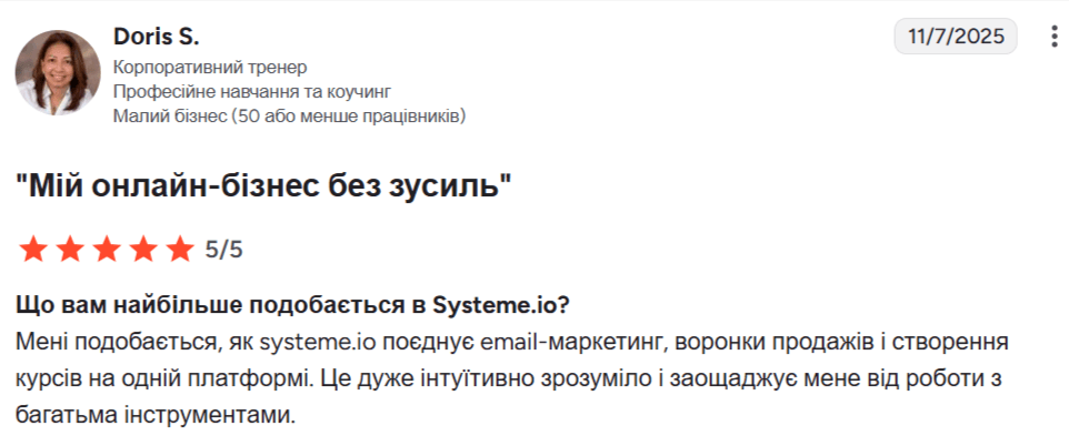systeme.io customer testimonial with 5-star rating highlighting all-in-one platform for email marketing, sales funnels, and course creation