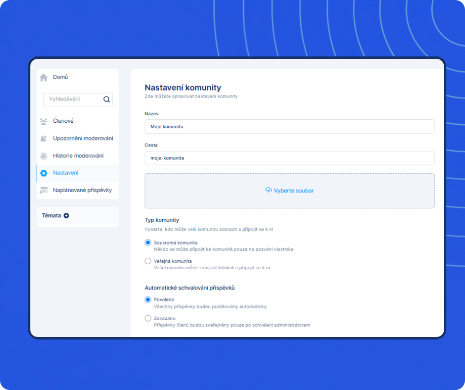 Community settings interface in systeme.io showing configuration for name, access type, post approval, and customization options.