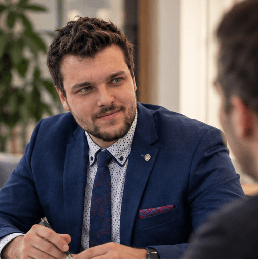 Tomáš Crhák — váš průvodce finančním plánováním