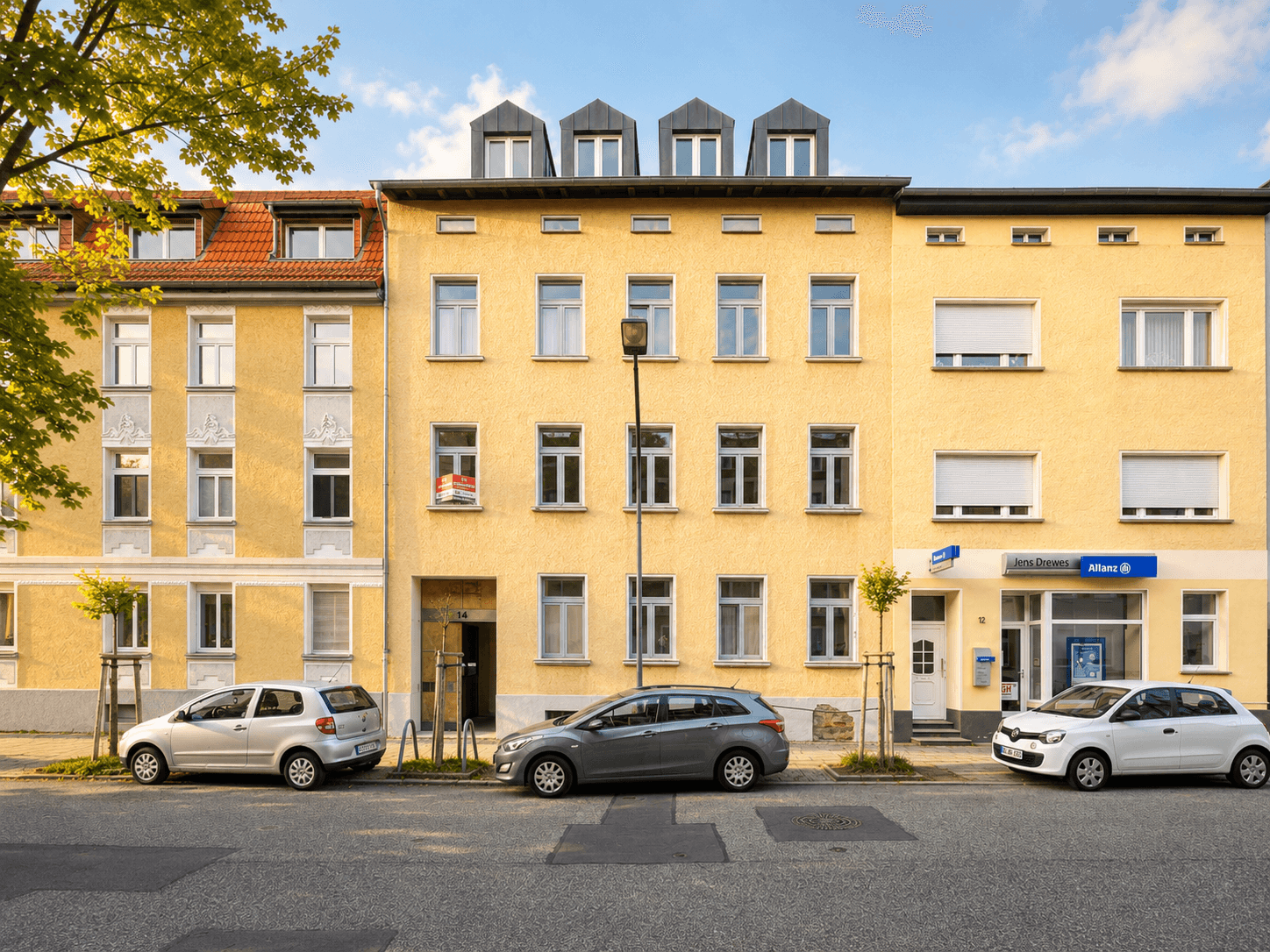 Gepflegtes Mehrfamilienhaus