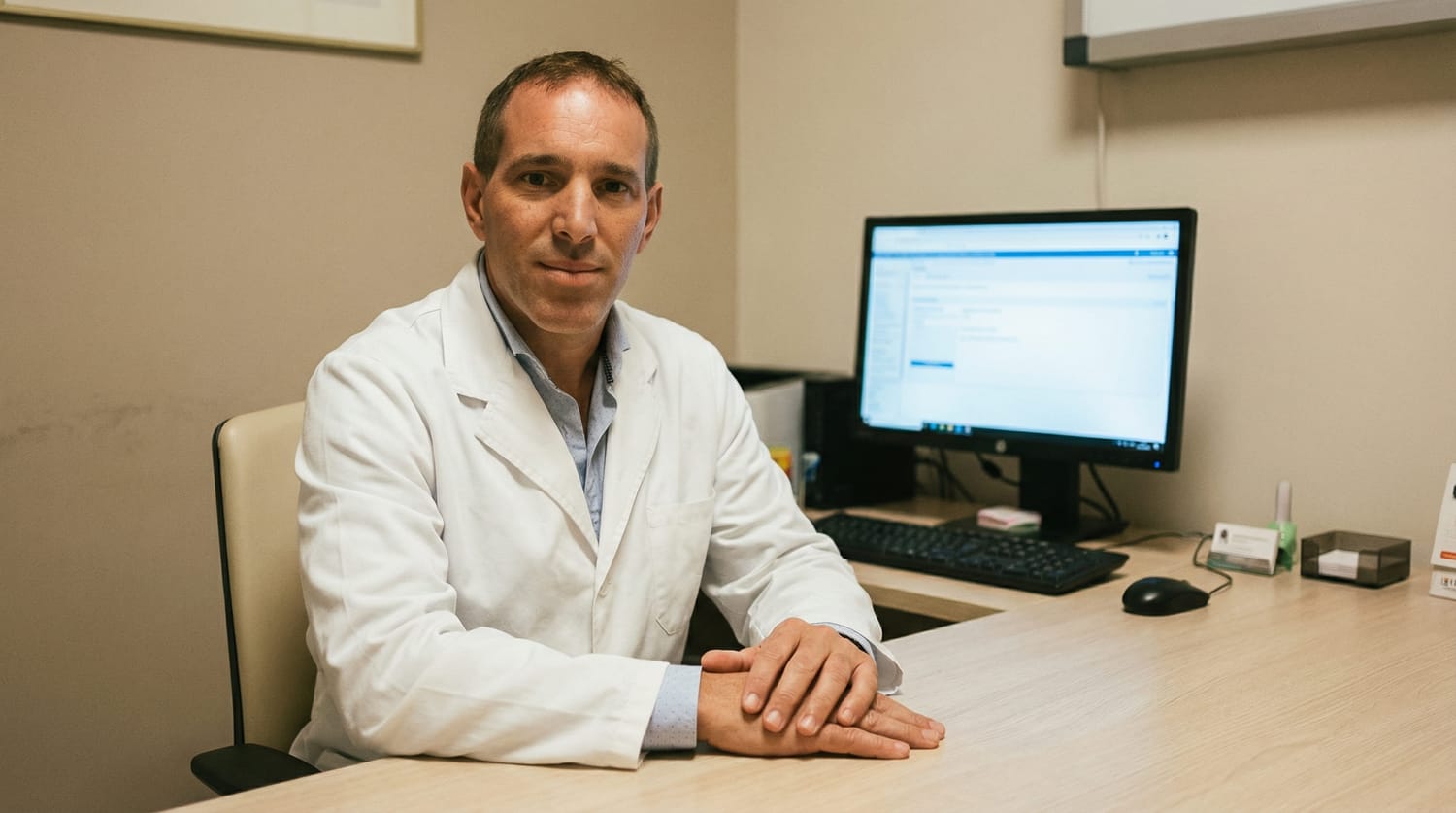 Dr. Pablo Piacentini en consulta