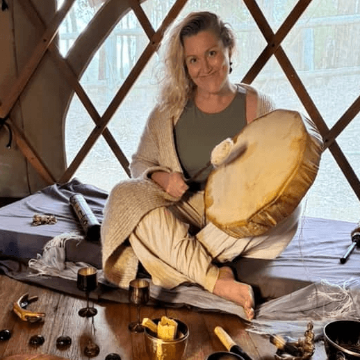 Fiona Ellis — author, Matriarchist, lineage healer