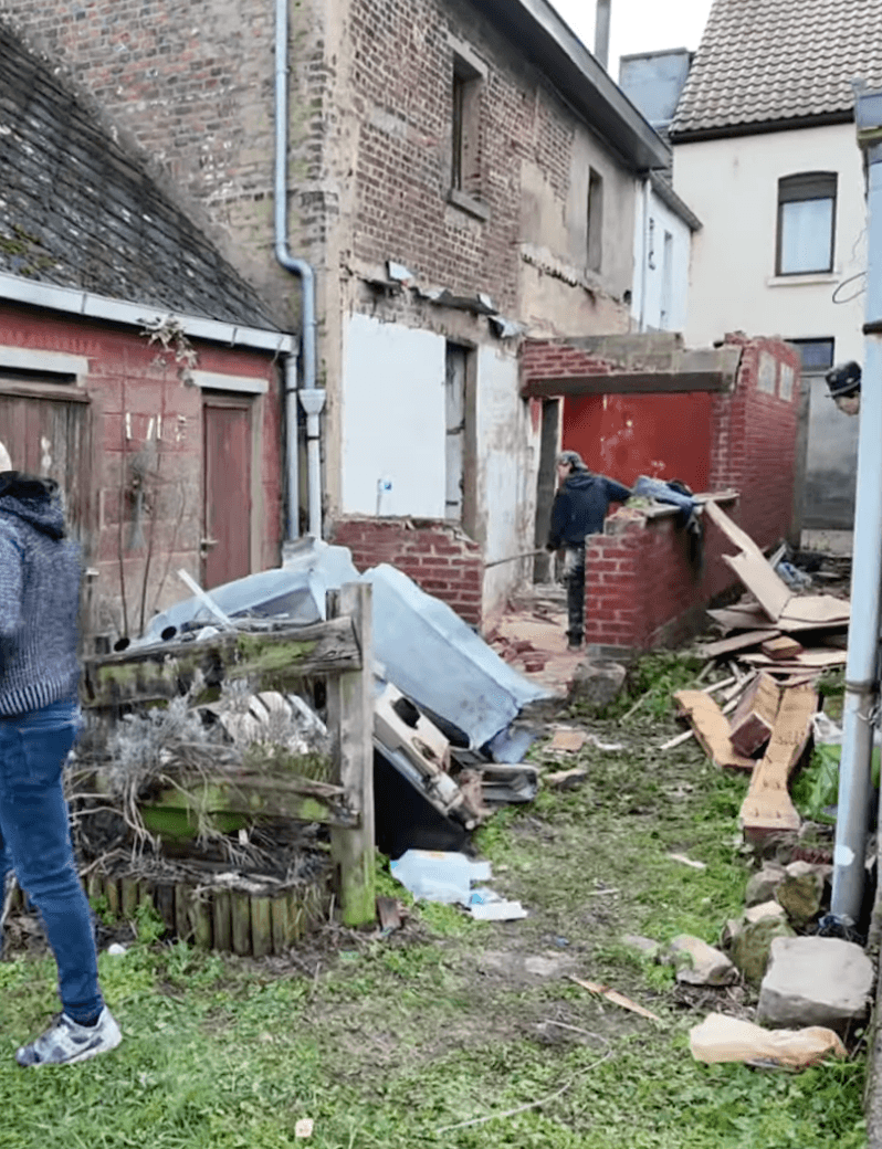 Zowie — Avant travaux · Annexe extérieure