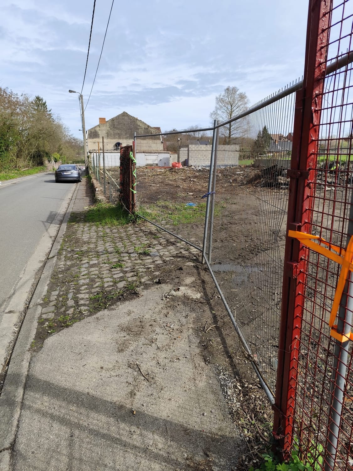 Antonio — Pendant · Mise à nu du terrain