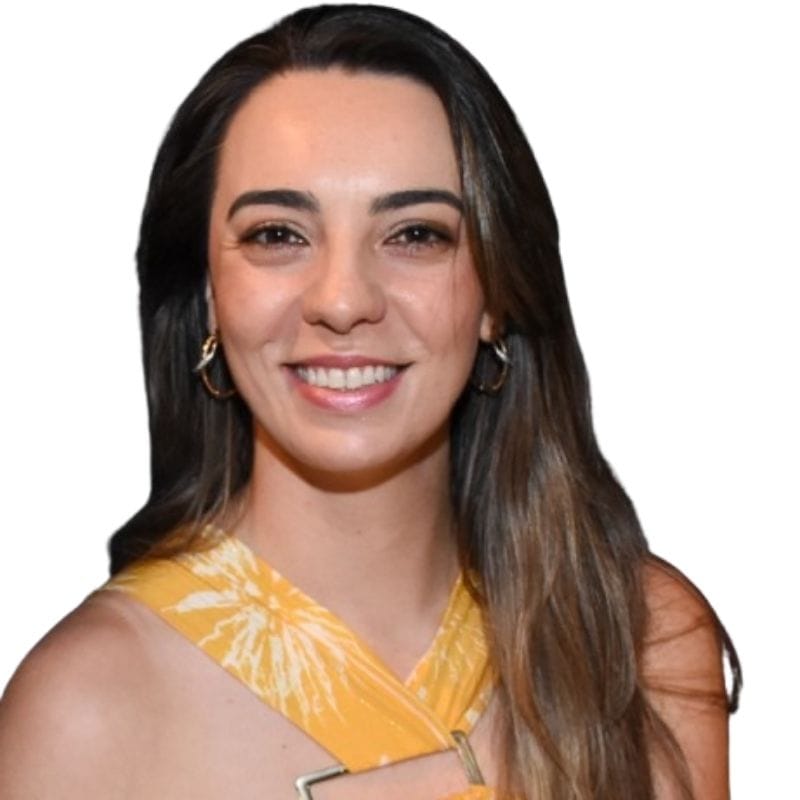 Anne C. Ferreira Zucolotto