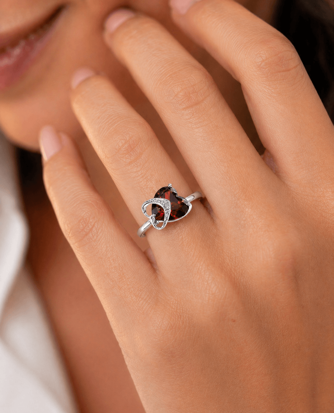 Anillo Corazón Rojo Eterno vista 2
