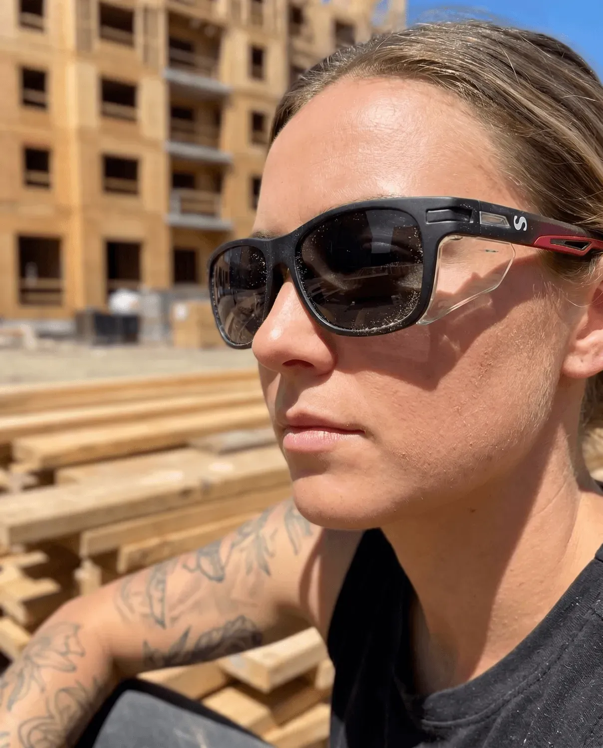 Sunneys Blitz Creek safety glasses construction