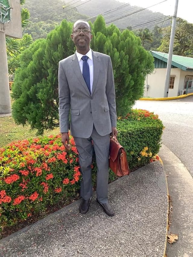 Pastor Sean Simmonds
