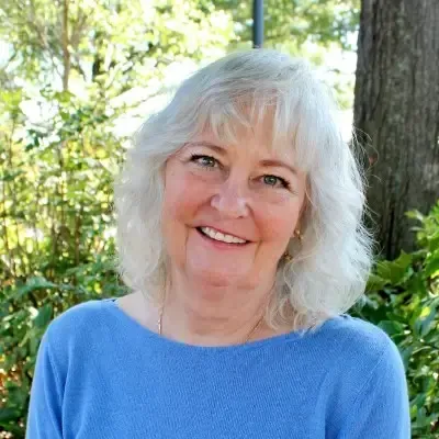 Cynthia Lynch