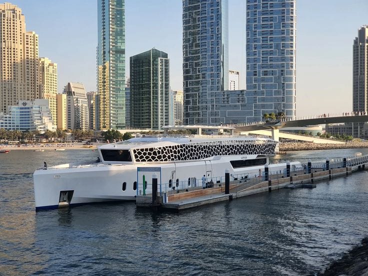 Lotus Mega Yacht Dinner Cruise Standard