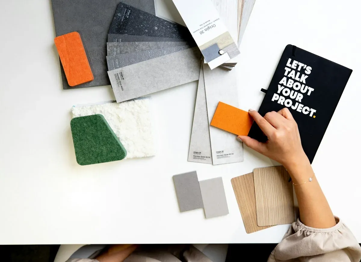 Muestras de color y materiales de marca