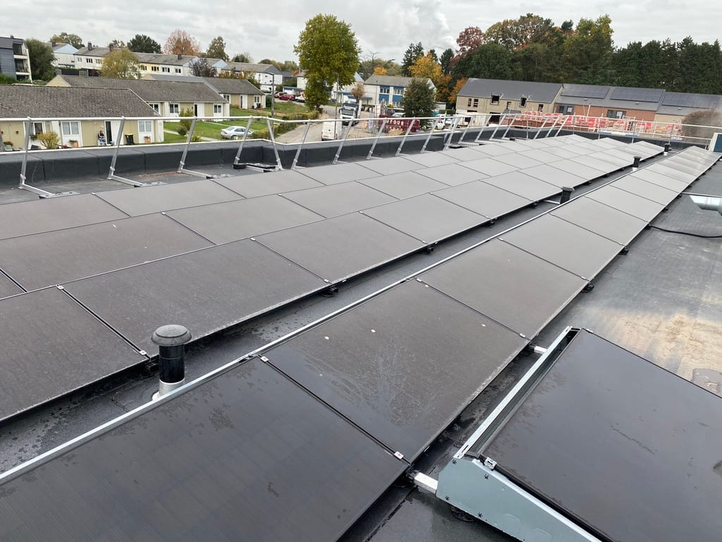 Panneaux solaires avant nettoyage Clineo