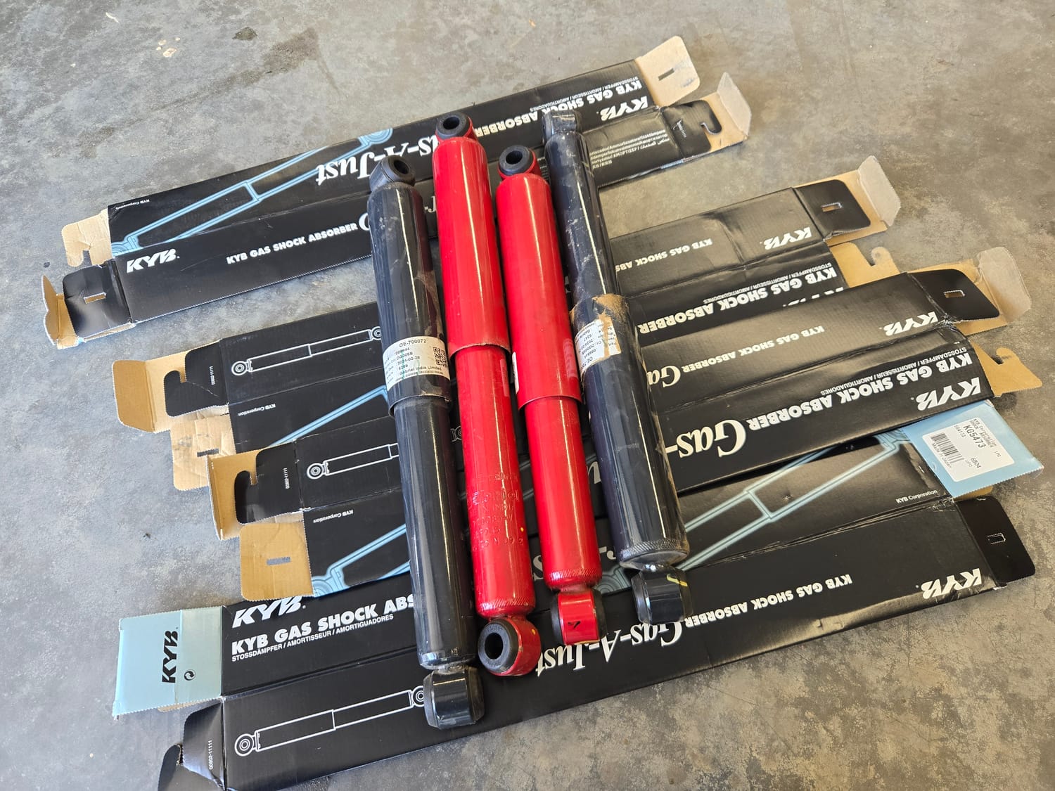 KYB Roxor shocks
