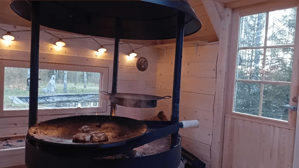 Grillikota sisältä
