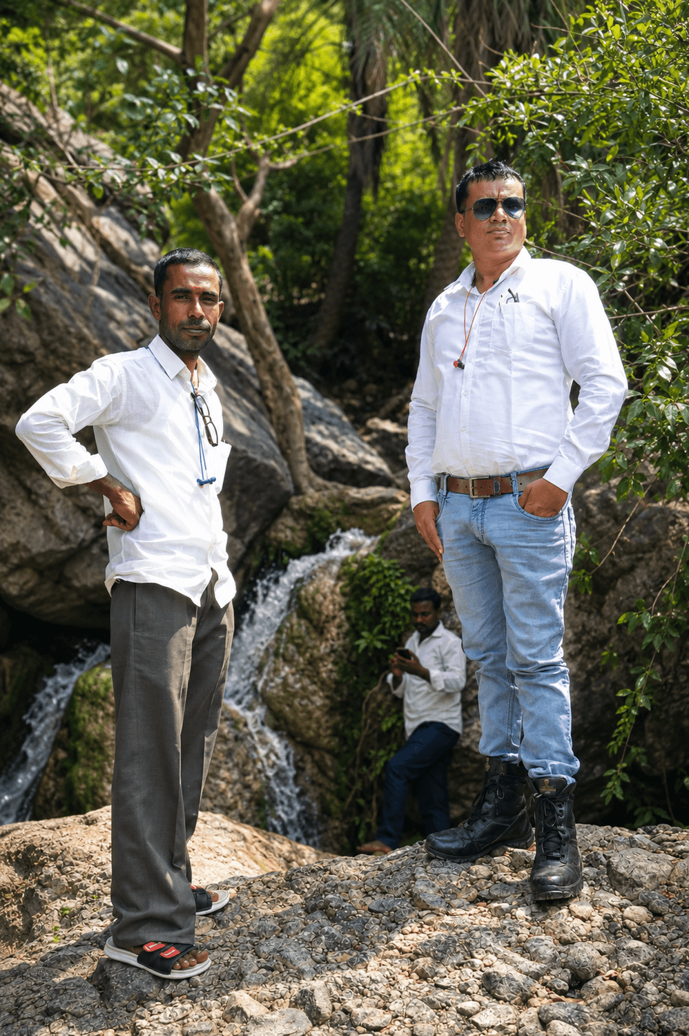 Hitech Kisani Amit Bamoriya Pearl and Mushroom Farming