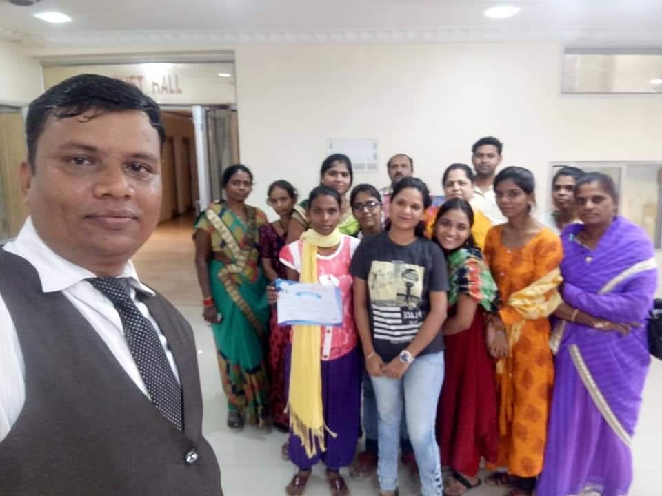 Hitech Kisani Amit Bamoriya Pearl and Mushroom Farming