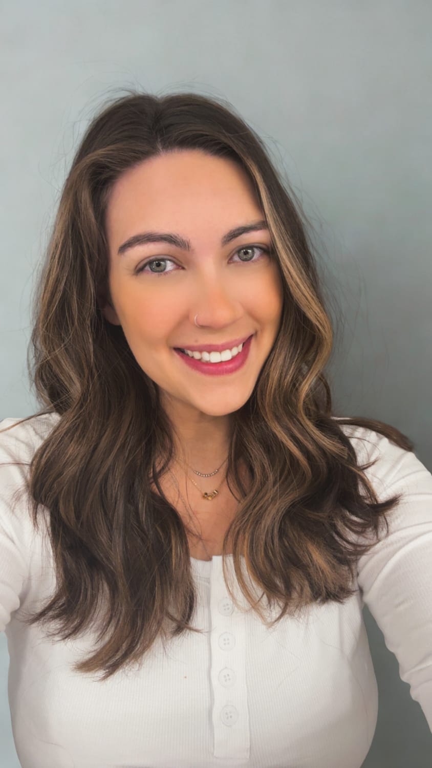 Danielle Surma Headshot