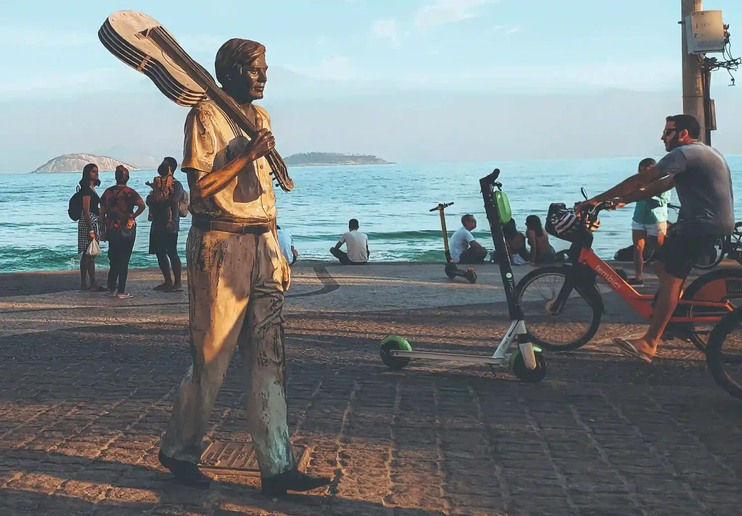 monument of tom jobin at arpoador beach in rio de janeiro brazil