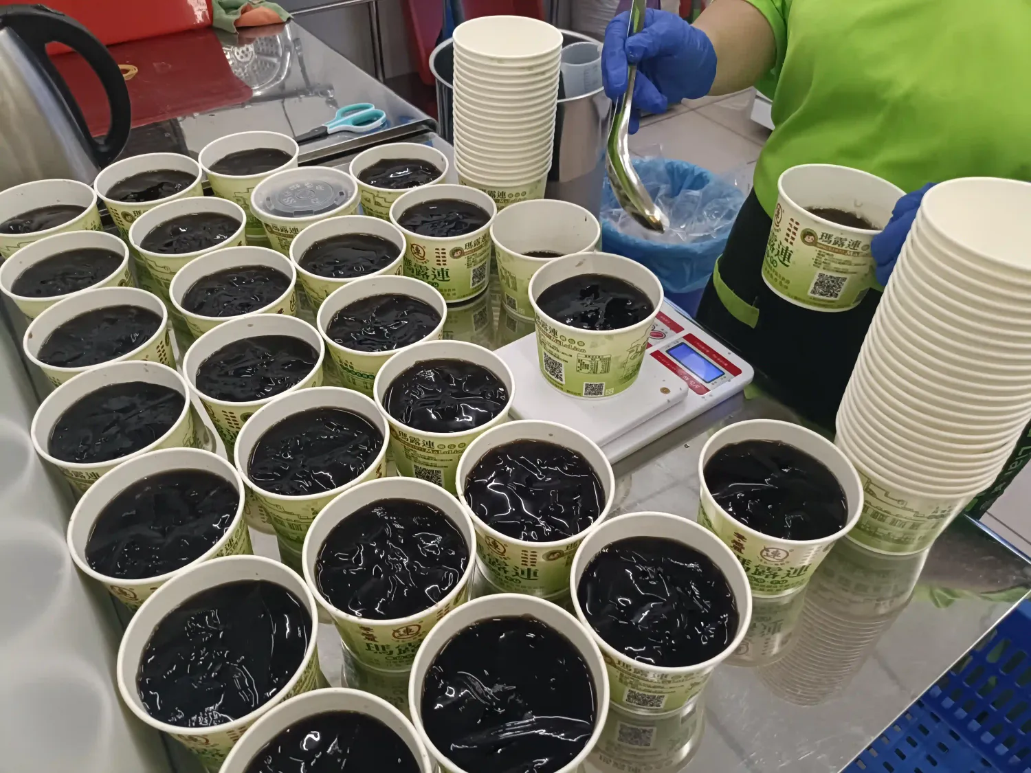 瑪露連門市工作日常