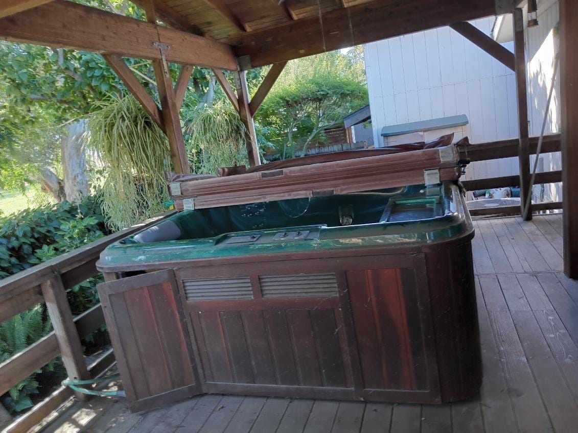 Before hot tub removal at a JunkOut job site