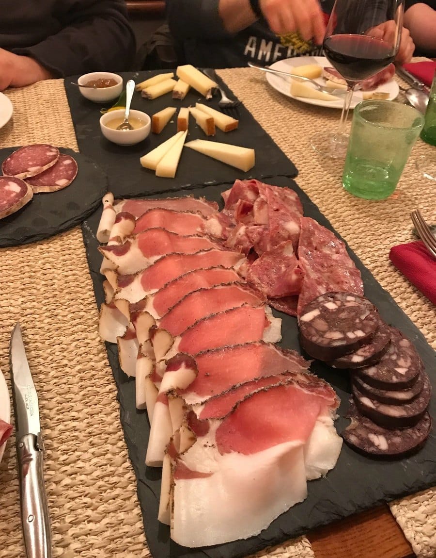 Il tagliere di salumi — Osteria La Dispensa