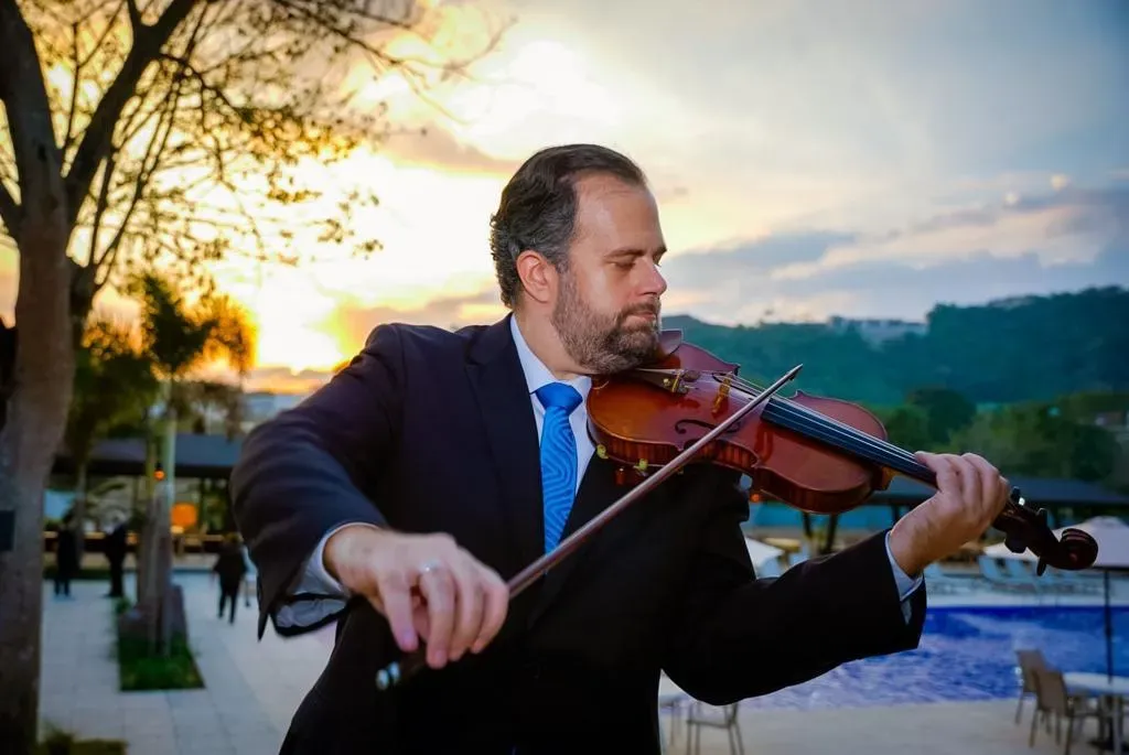 Violinista exterior