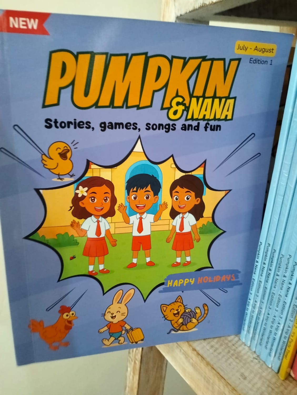 Pumpkin & Nana activity books Happy Holidays