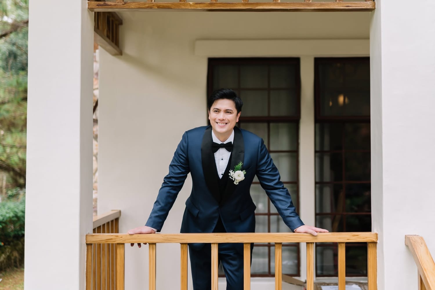 Romantic Wedding Celebration — Image 08