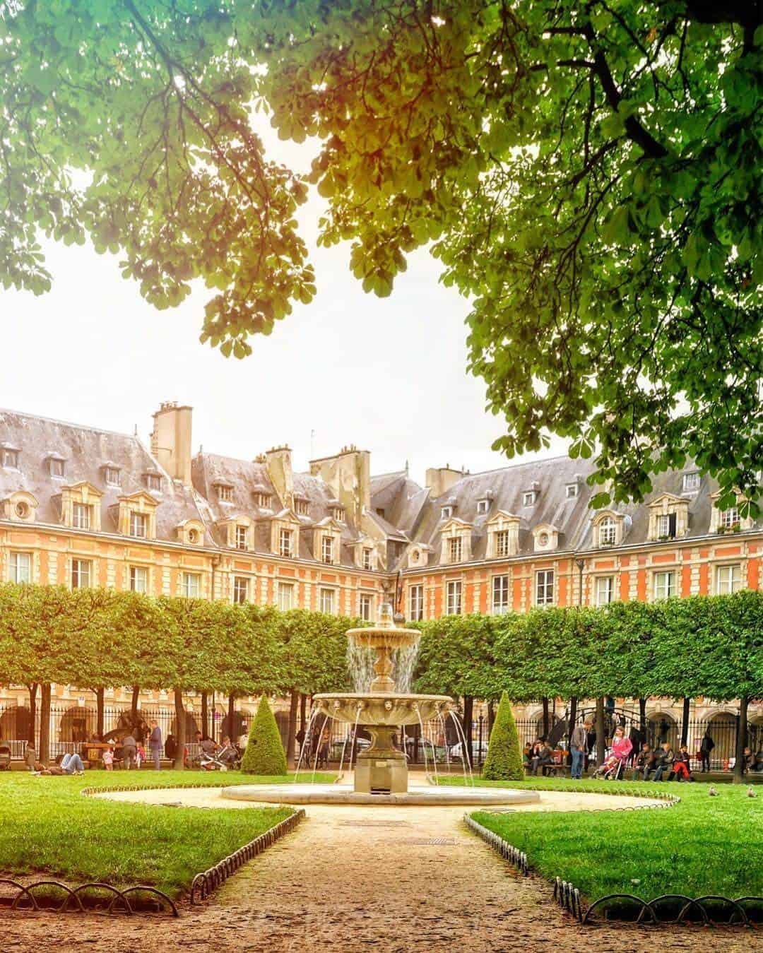 La place des Vosges