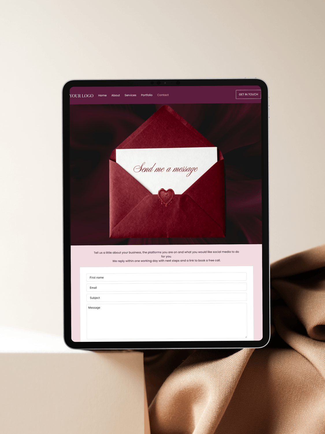 Tutor website template mock-up